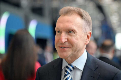 Igor Shuvalov and his "team": how VEB&rsquo;s "business mission" paves the way for Alexander Tarabrin to skim the budget of the publishing house "Prosveshchenie"