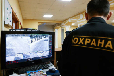 В гимназии в Уфе, где произошло нападение ученика, обнаружены проблемы с охраной и безопасностью